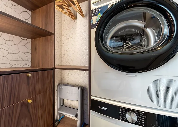 Mid Term L Luxury And Cozy *